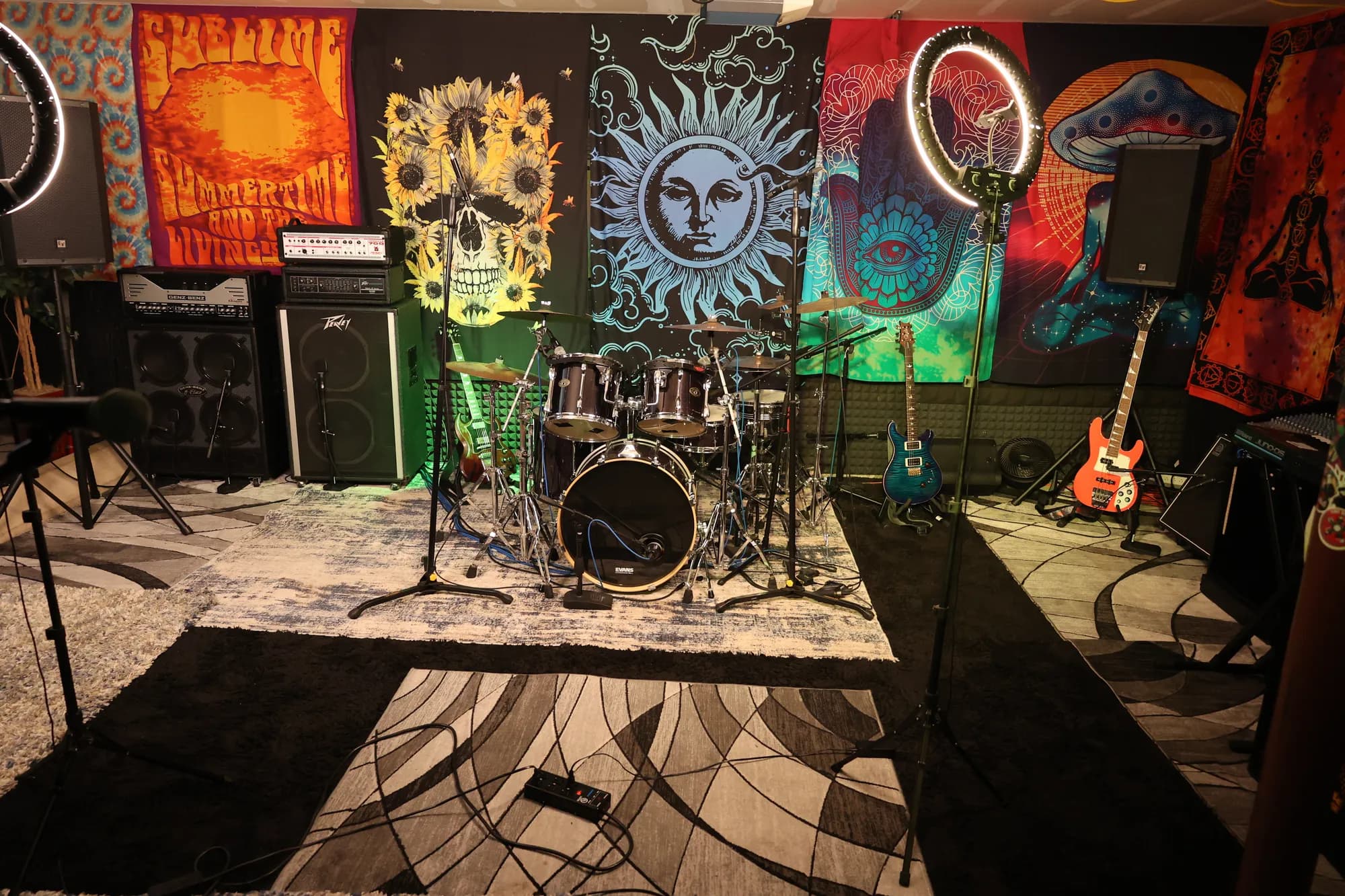 Certified Entertainment Studios, Studio / Full build